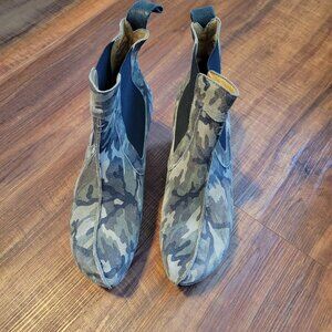 Vintage Prepare Camouflage Ankle Boots